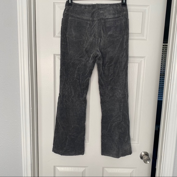 St. John Sport by Marie Gray Gray Corduroy Pants - Picture 4 of 8